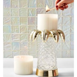 NWT Bath & Body Water Globe Palm candle holder